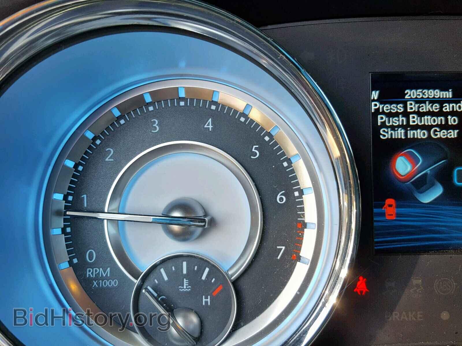 2013 CHRYSLER 300 - VIN: 2C3CCAAG3DH657273 - Фото 8