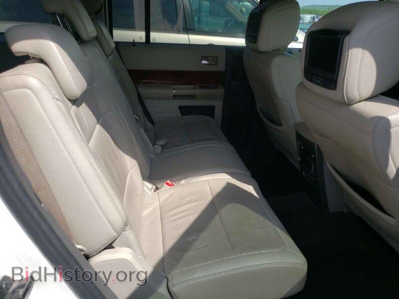 2011 Ford FLEX (VIN 2FMGK5DC0BBD13508) — photo 6 of 10