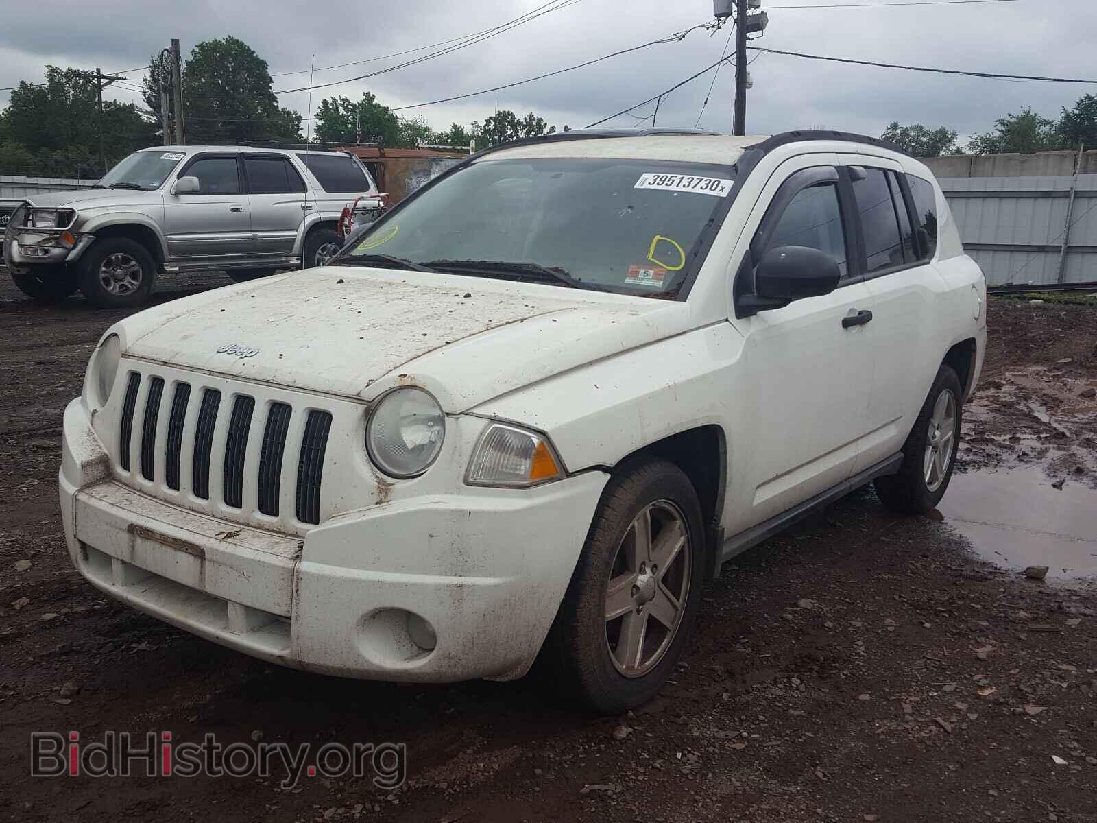 2007 JEEP COMPASS - VIN: 1J8FF47W57D413800 - Photo 2
