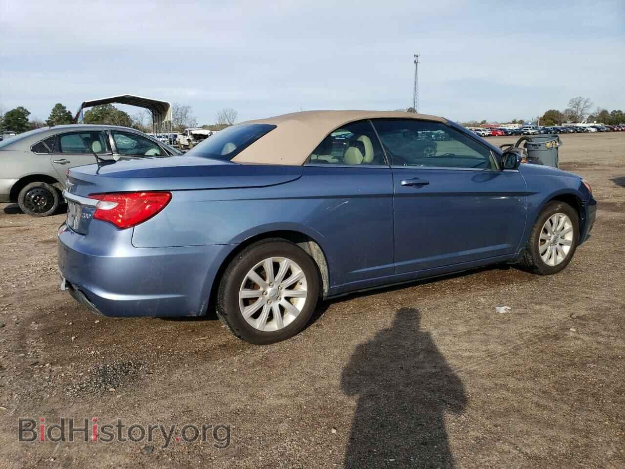 2011 CHRYSLER 200 - VIN: 1C3BC2EB2BN609770 - Photo 3