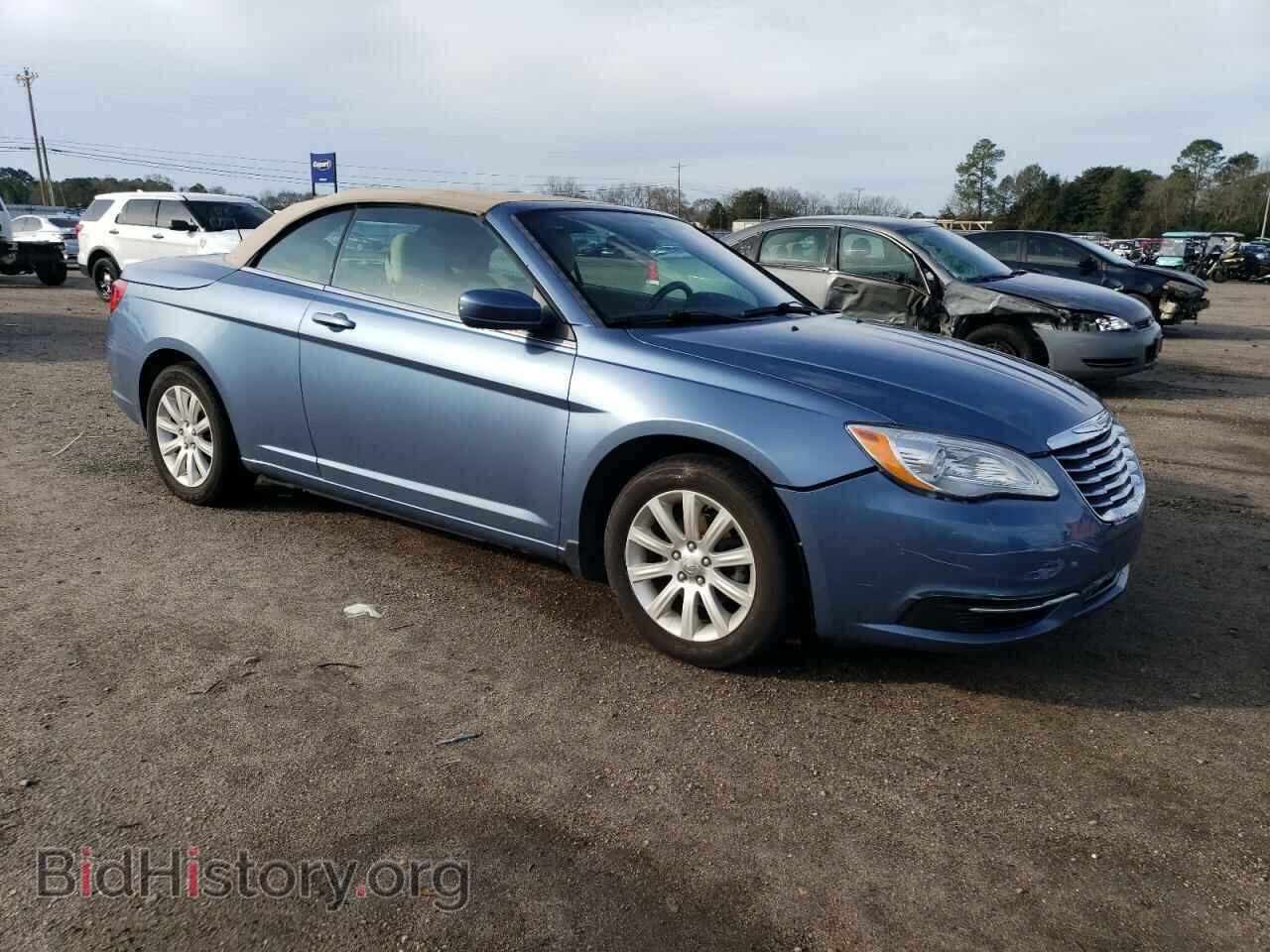 2011 CHRYSLER 200 - VIN: 1C3BC2EB2BN609770 - Photo 4