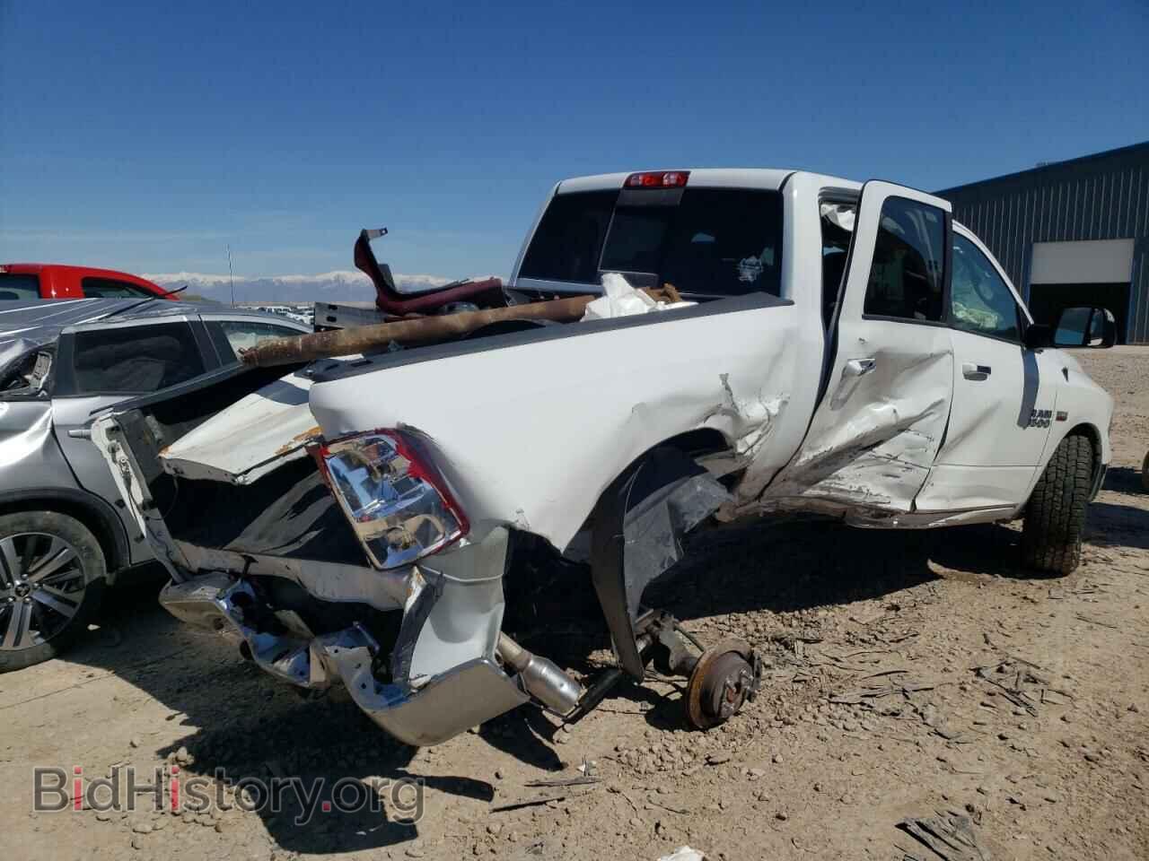 2017 RAM 1500 - VIN: 3C6RR7LT6HG512095 - Фото 4