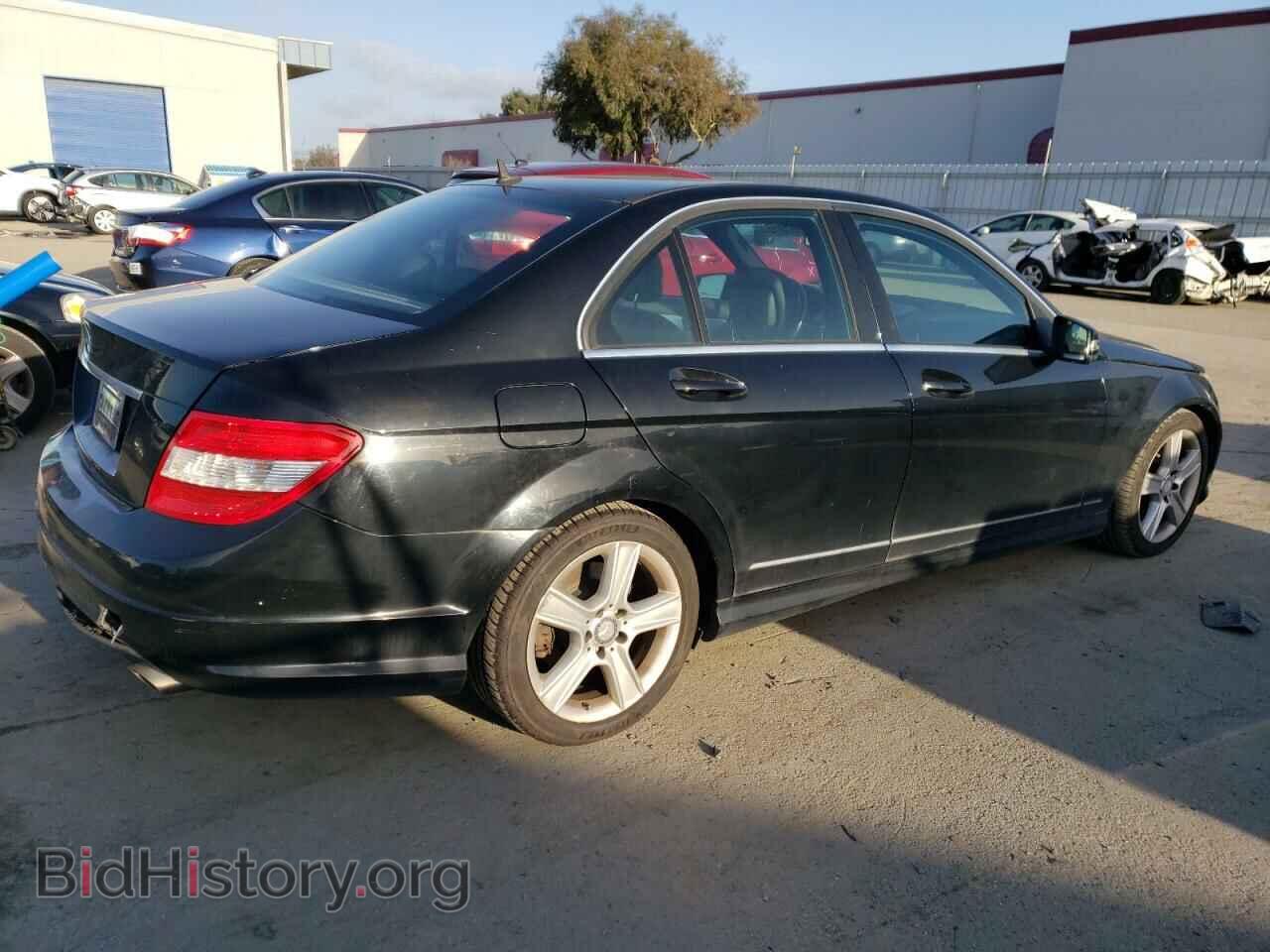 2010 MERCEDES-BENZ C-CLASS - VIN: WDDGF5EB3AR089103 - Фото 3