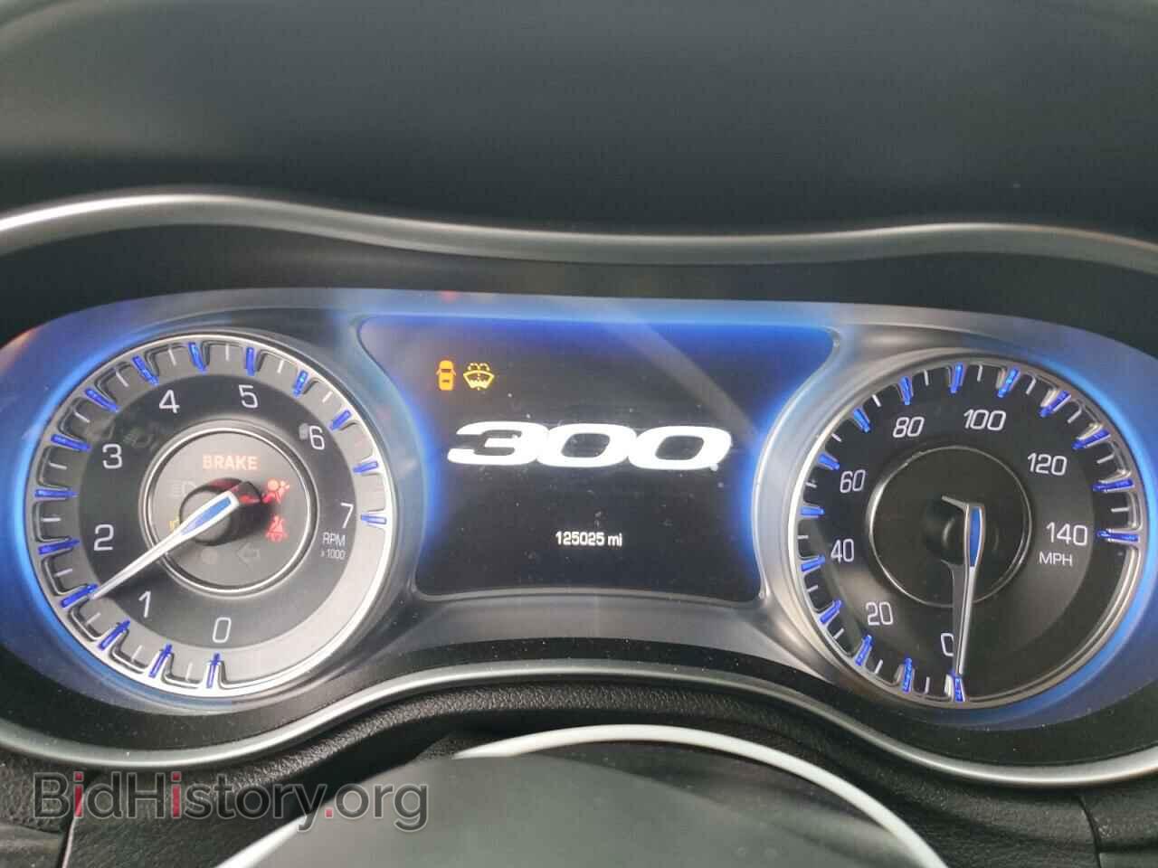 2018 CHRYSLER 300 - VIN: 2C3CCAAG9JH342621 - Фото 9