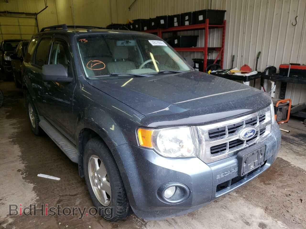 Фотография 1FMCU0D71BKA08040 - FORD ESCAPE 2011
