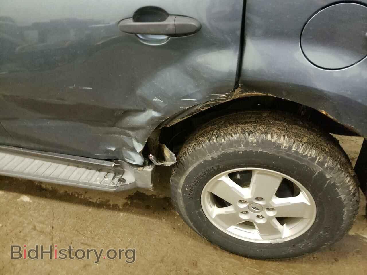 2011 FORD ESCAPE - VIN: 1FMCU0D71BKA08040 - Фото 9