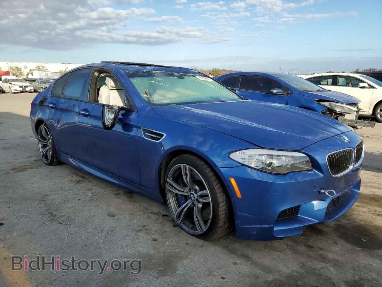 2013 BMW M5 - VIN: WBSFV9C51DC772933 - Фото 4