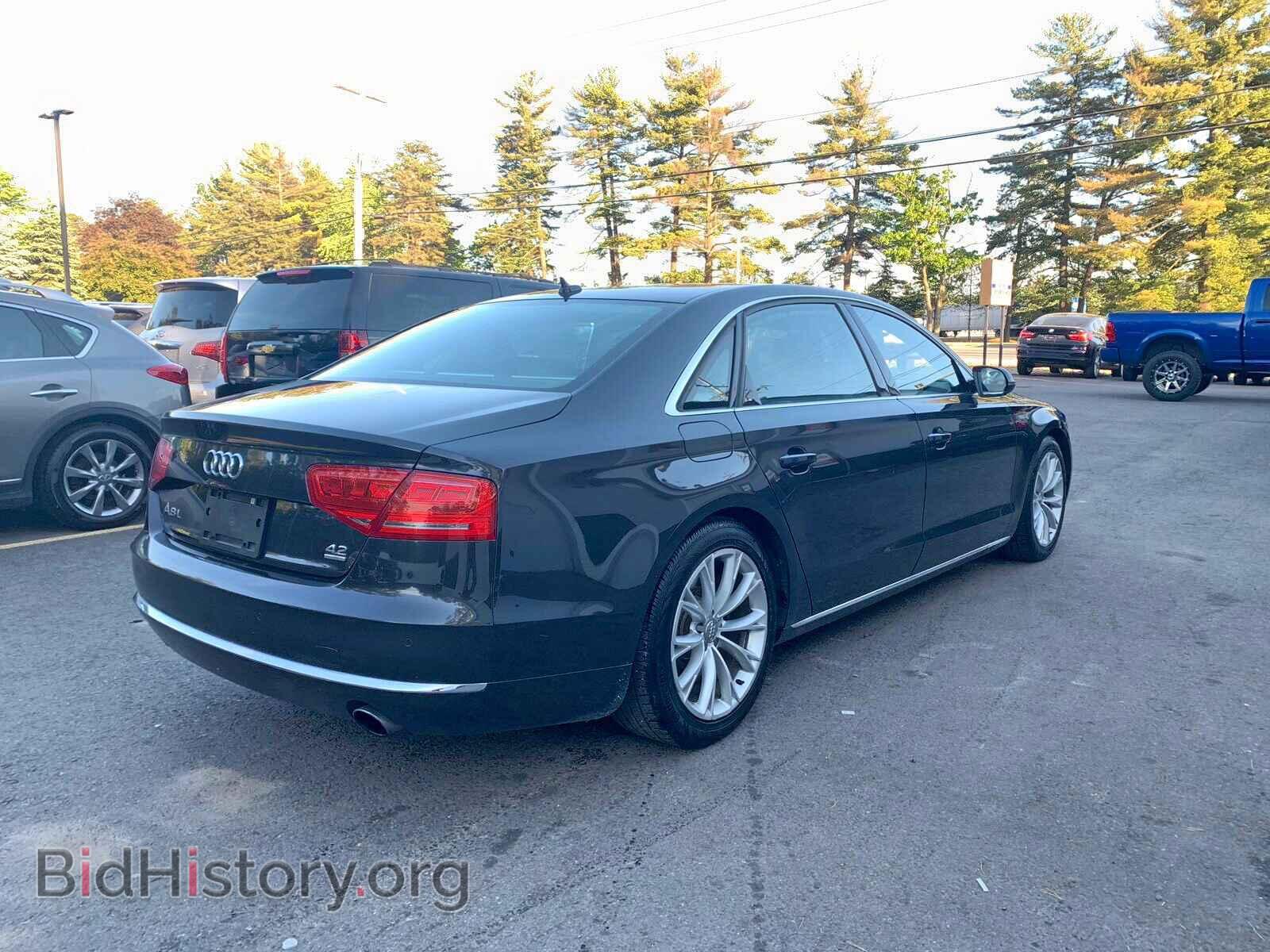 2011 AUDI A8 - VIN: WAURVAFD2BN005048 - Фото 3