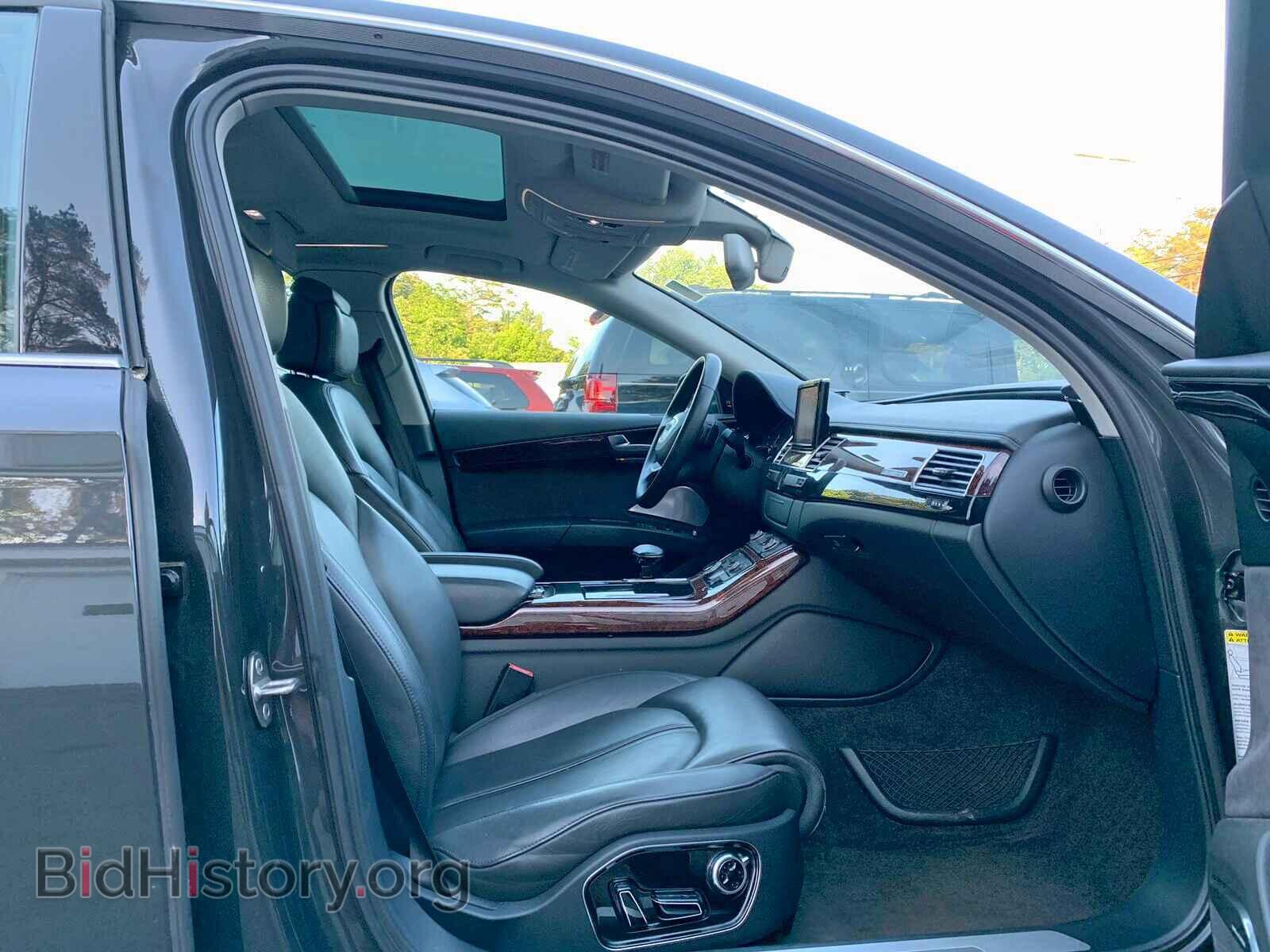 2011 AUDI A8 - VIN: WAURVAFD2BN005048 - Фото 5
