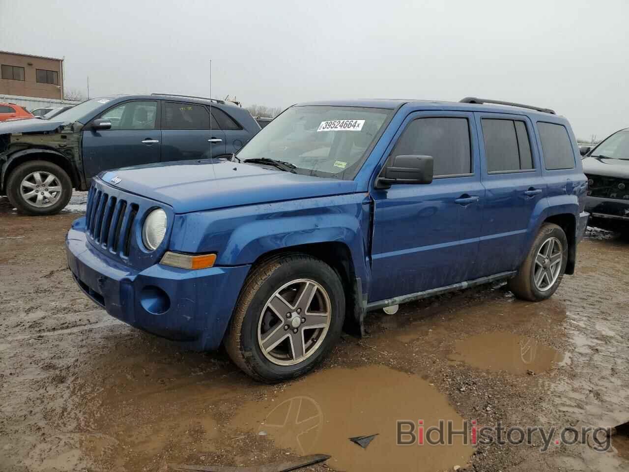 Photo 1J4NT2GB9AD515194 - JEEP PATRIOT 2010