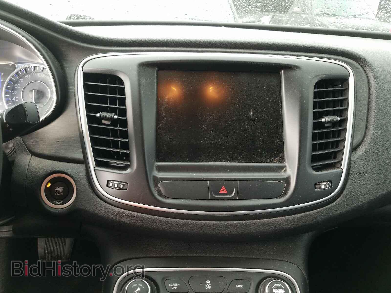 2016 CHRYSLER 200 - VIN: 1C3CCCAB3GN105025 - Фото 9