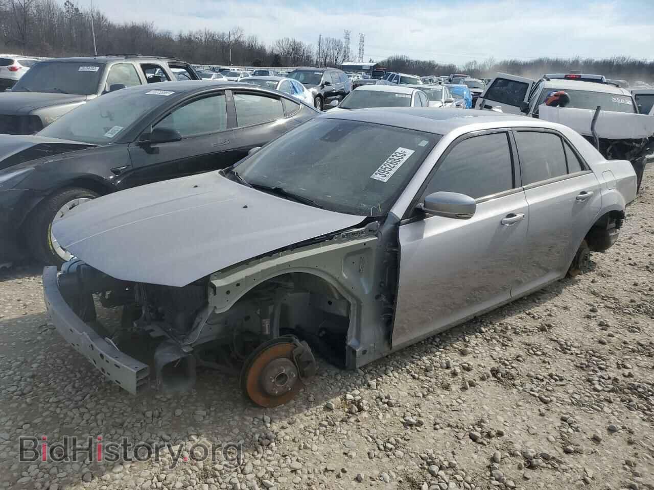 Photo 2C3CCABG2JH261877 - CHRYSLER 300 2018