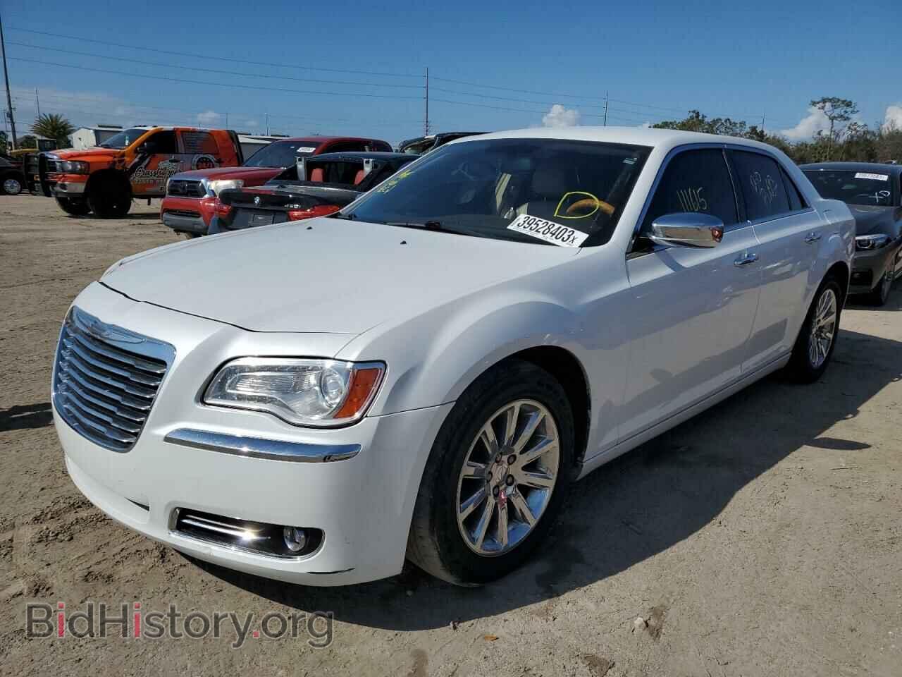 Фотография 2C3CCAEG4DH561730 - CHRYSLER 300 2013