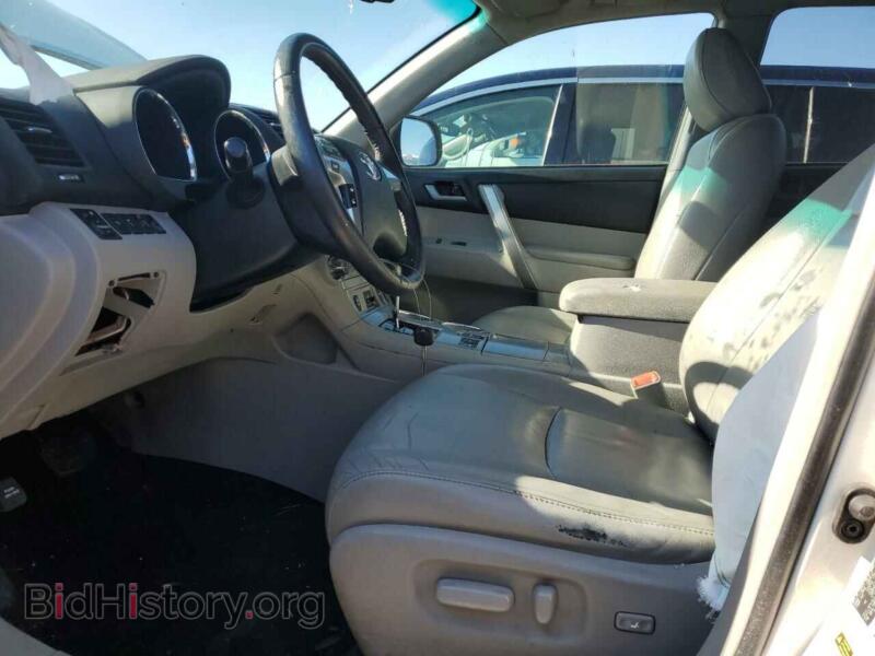 2013 Toyota HIGHLANDER (VIN 5TDBK3EH8DS177899) — photo 7 of 14