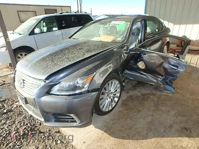 2015 LEXUS LS460 - VIN: JTHCL5EF8F5023521 - Photo 2