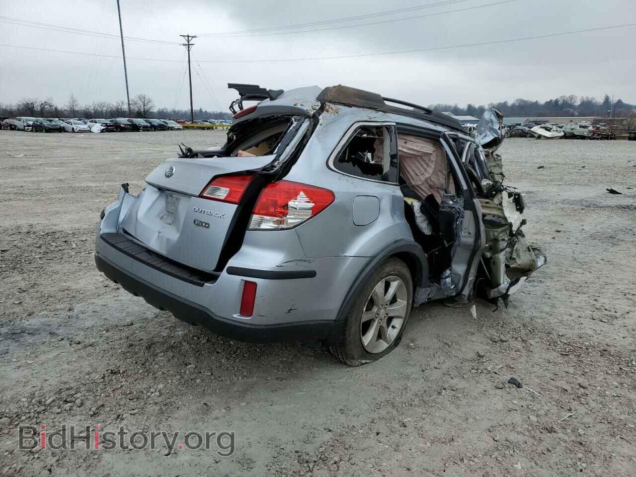 2014 SUBARU OUTBACK - VIN: 4S4BRCMC8E3232643 - Photo 3