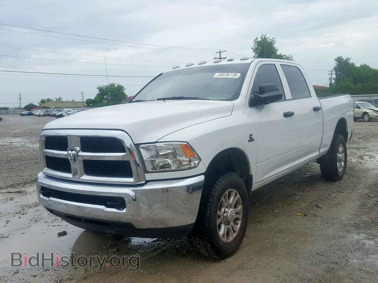 2016 RAM 2500 ST - VIN: 3C6UR5CLXGG391133 - Фото 2