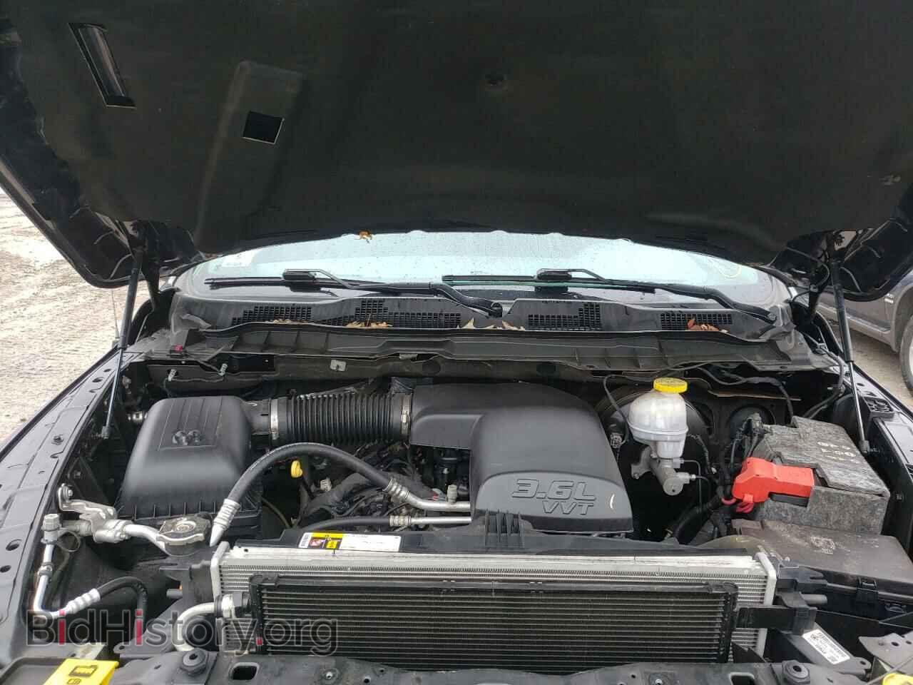2018 RAM 1500 - VIN: 1C6RR7FG0JS261040 - Фото 7