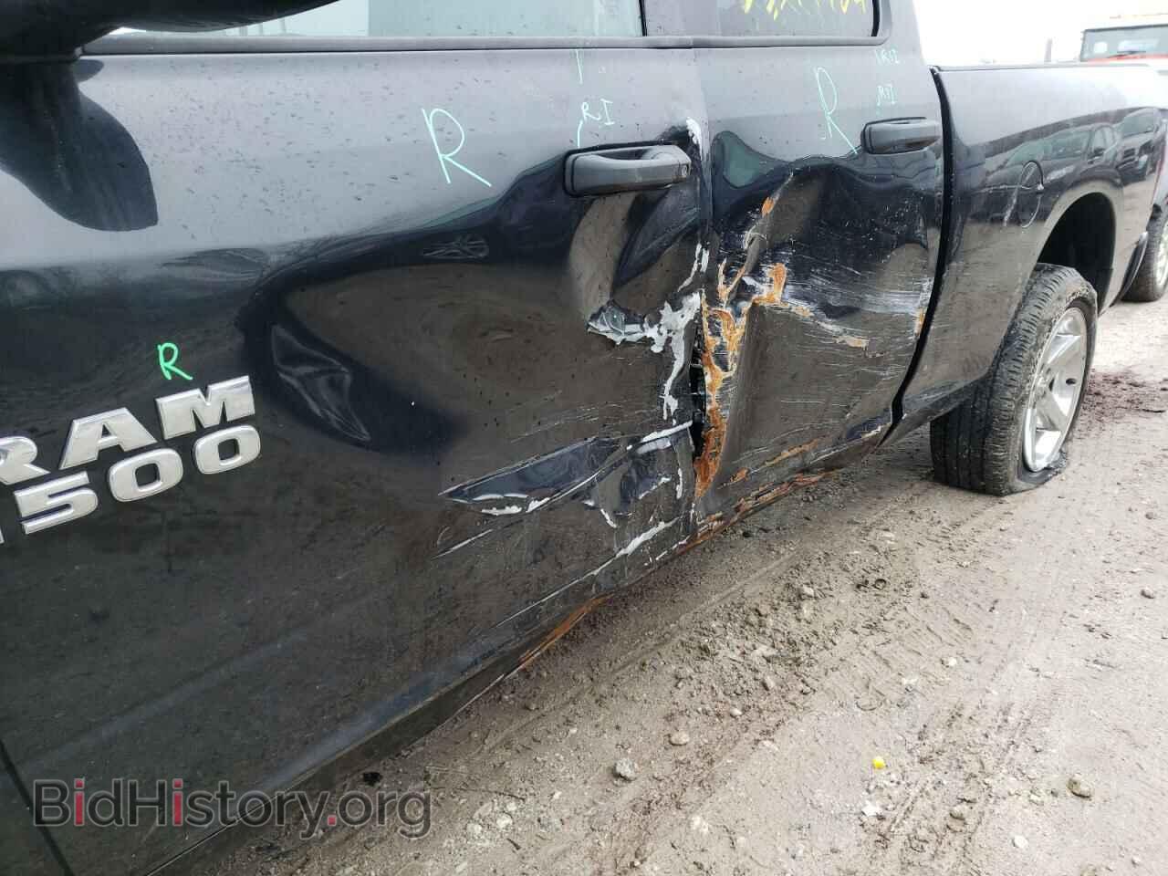 2018 RAM 1500 - VIN: 1C6RR7FG0JS261040 - Фото 9