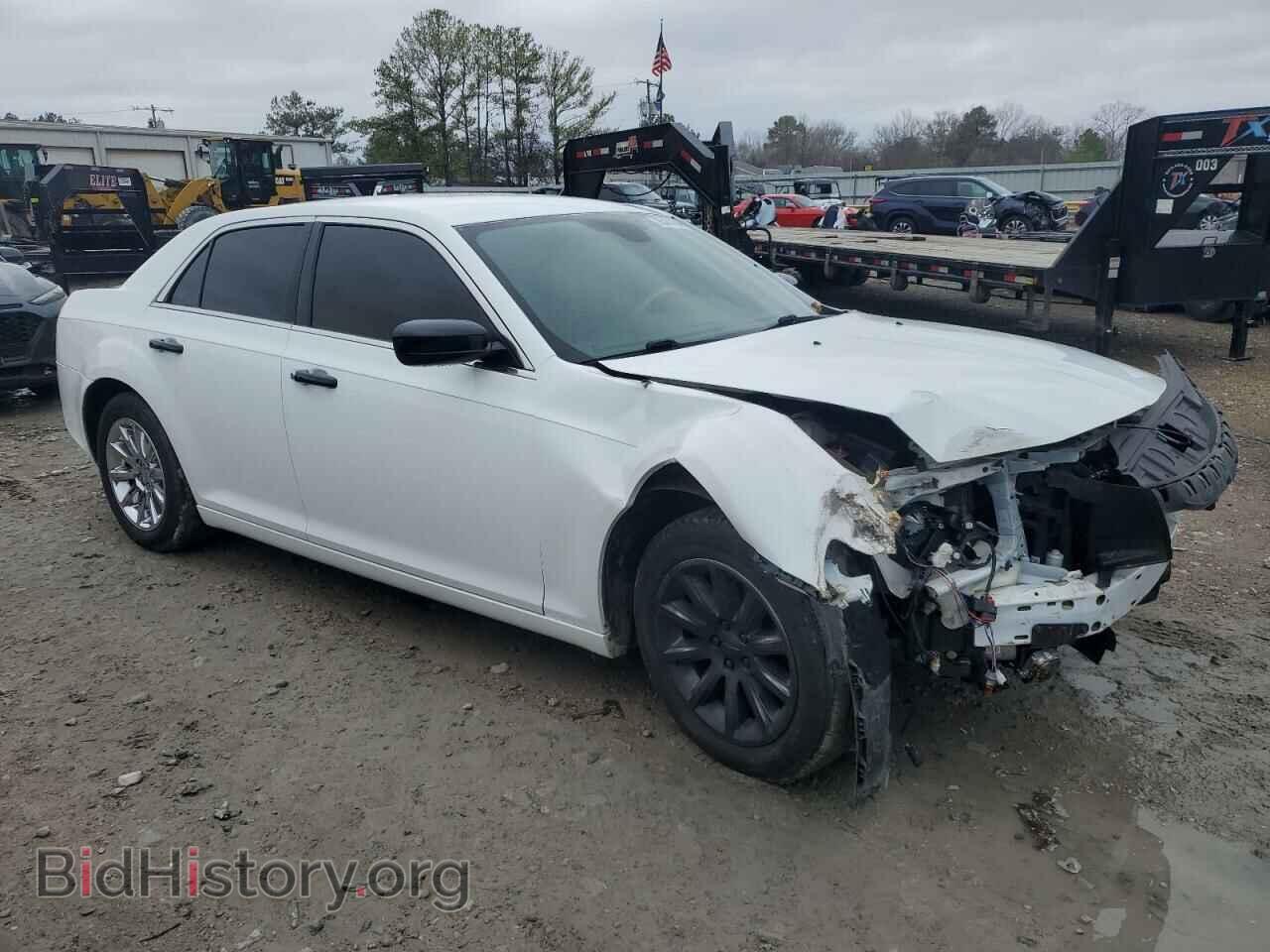 2011 CHRYSLER 300 - VIN: 2C3CA6CT2BH514034 - Photo 4