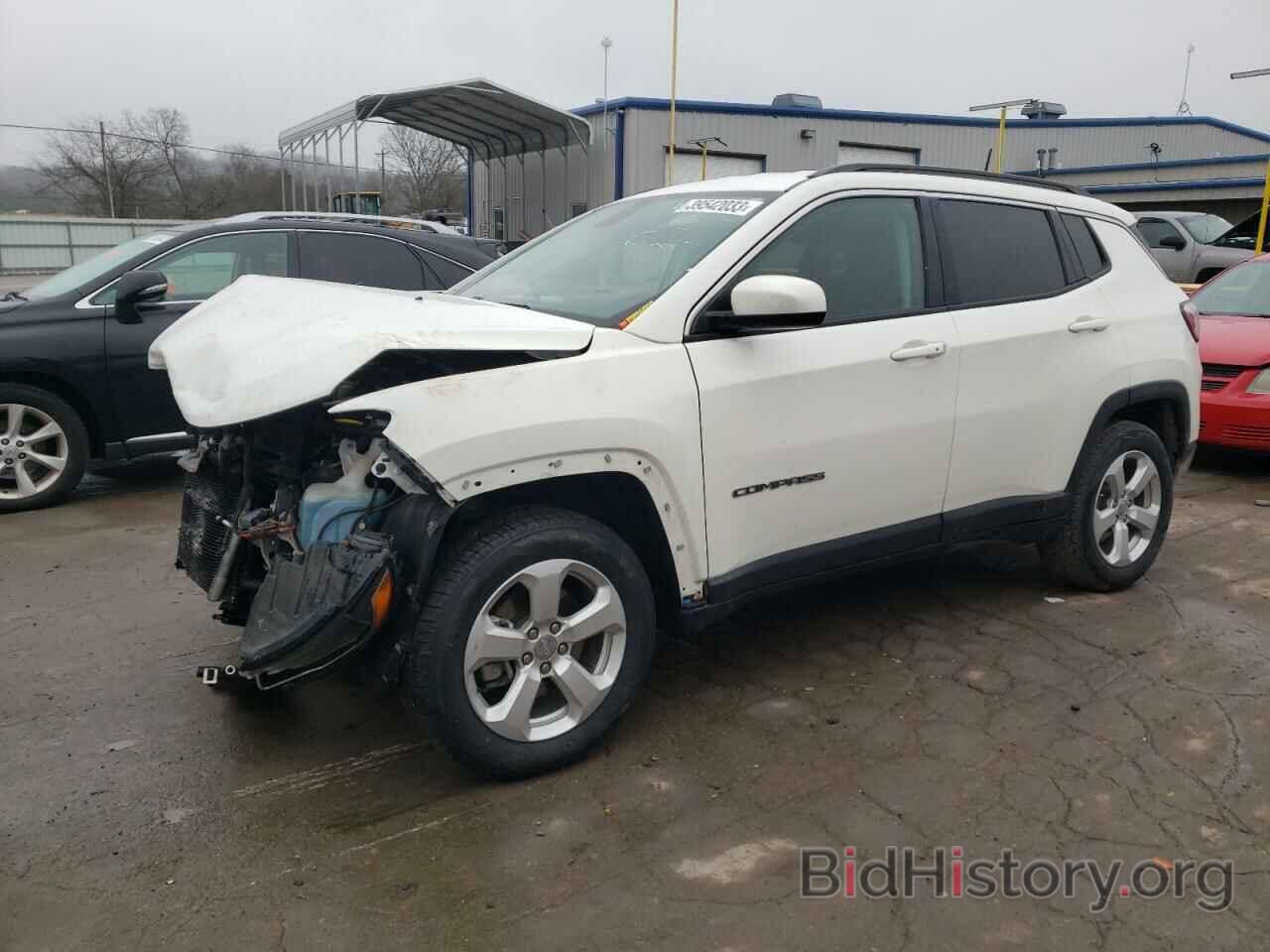 Фотография 3C4NJDBB1JT350315 - JEEP COMPASS 2018