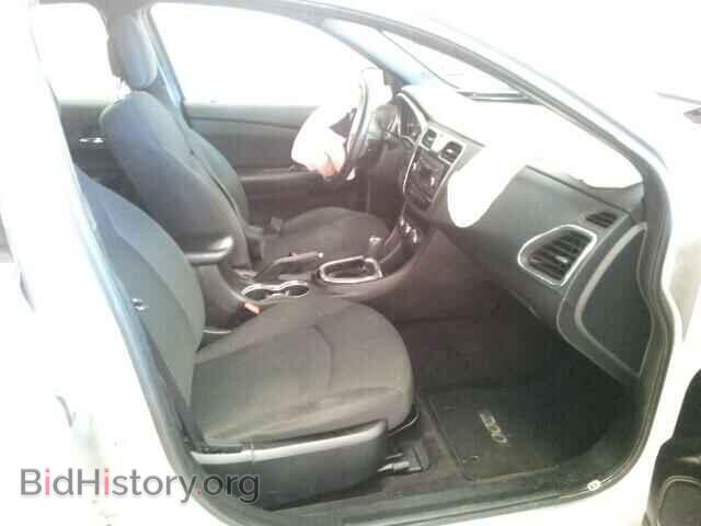 2012 CHRYSLER 200 - VIN: 1C3CCBBB7CN100445 - Фото 5