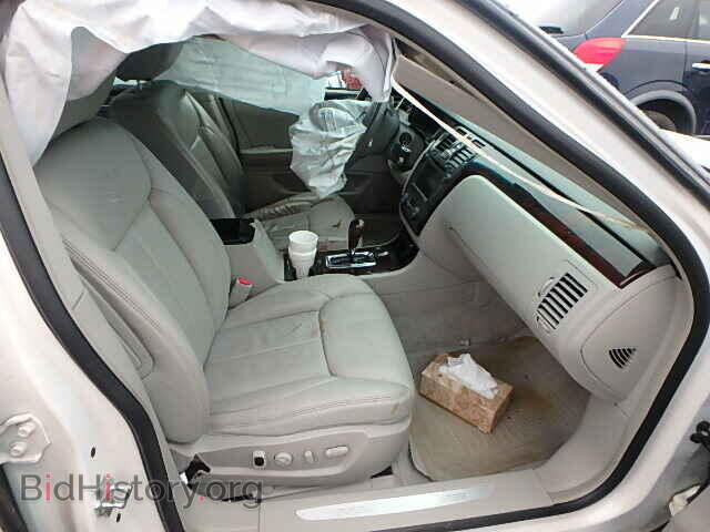 2011 CADILLAC DTS - VIN: 1G6KH5E69BU106716 - Фото 5