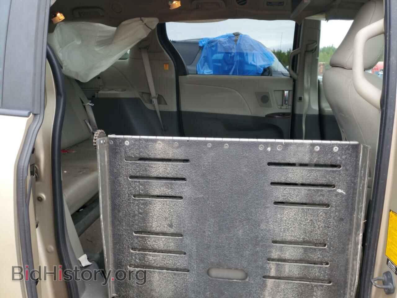 2012 TOYOTA All Models - VIN: 5TDYK3DC3CS207308 - Фото 10