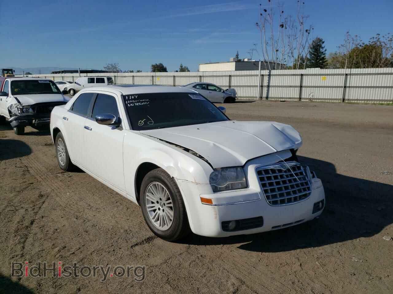 Photo 2C3CA5CV3AH327279 - CHRYSLER 300 2010
