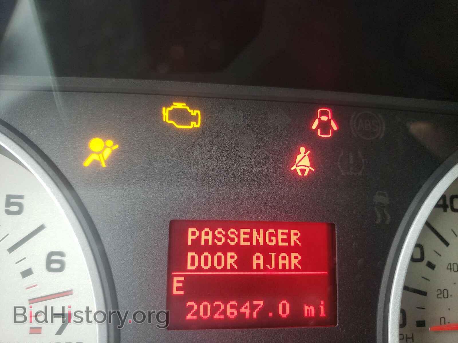 2007 FORD EXPLORER - VIN: 1FMEU75867UA40230 - Photo 8