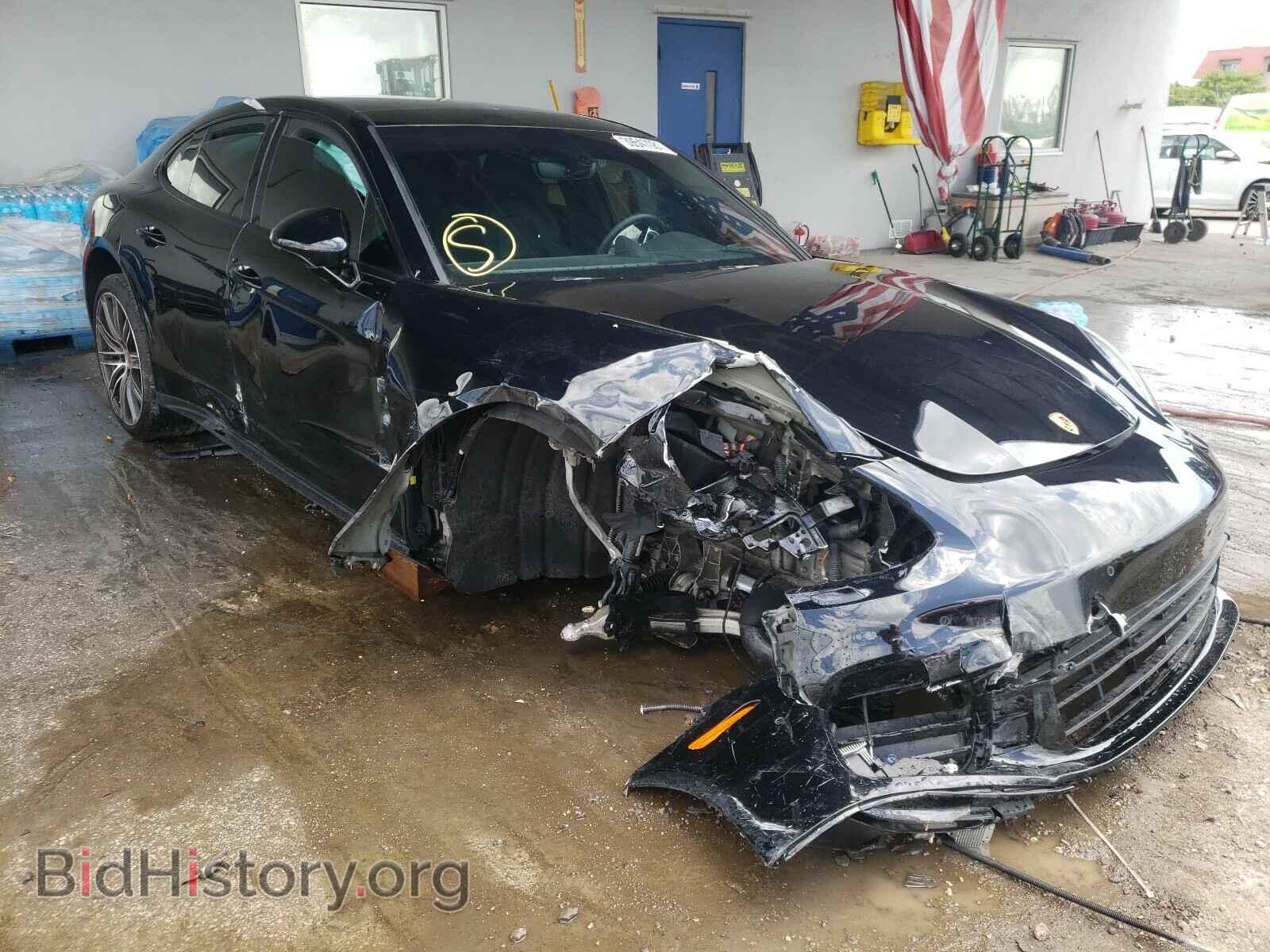 Photo WP0AA2A76KL101893 - PORSCHE PANAMERA 2019