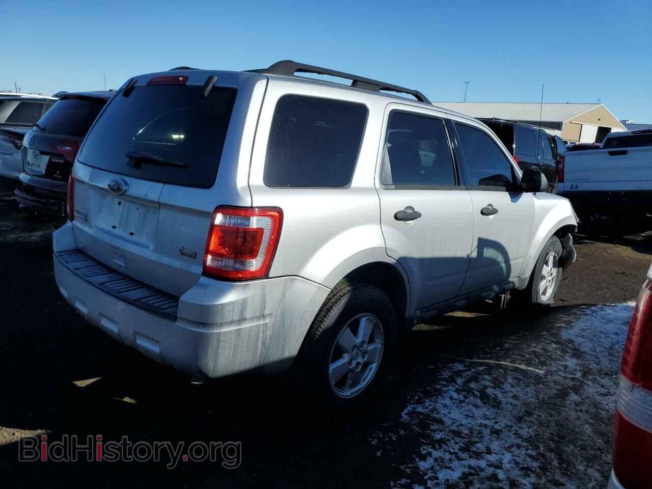 2010 FORD ESCAPE - VIN: 1FMCU9DG2AKD27790 - Фото 3