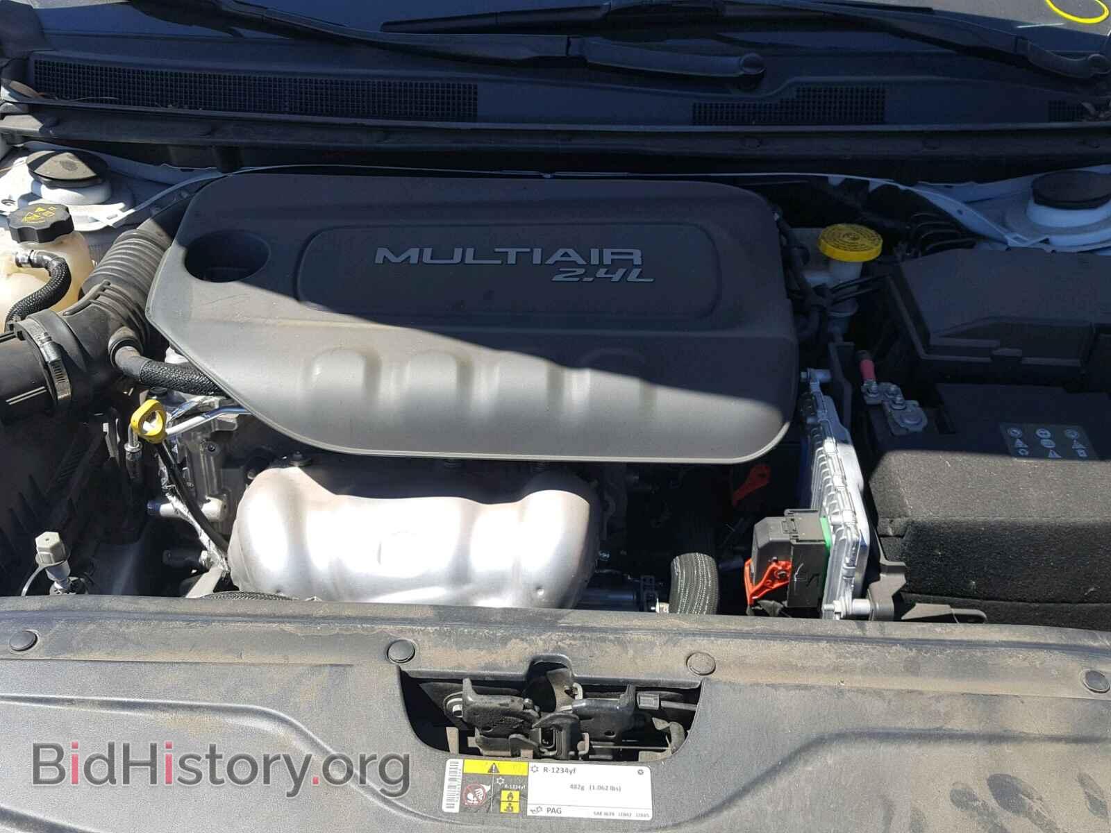 2015 CHRYSLER 200 - VIN: 1C3CCCAB3FN735741 - Photo 7