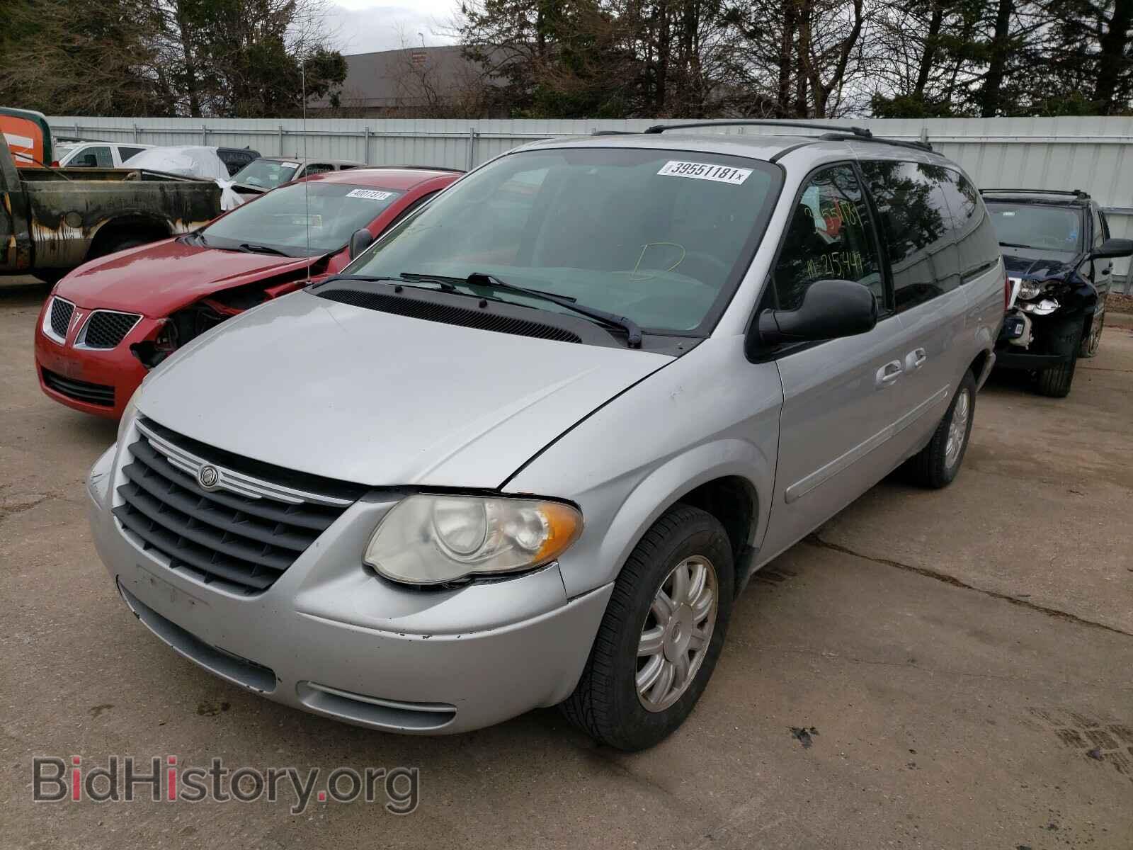 2006 CHRYSLER MINIVAN - VIN: 2A4GP54L96R795134 - Фото 2