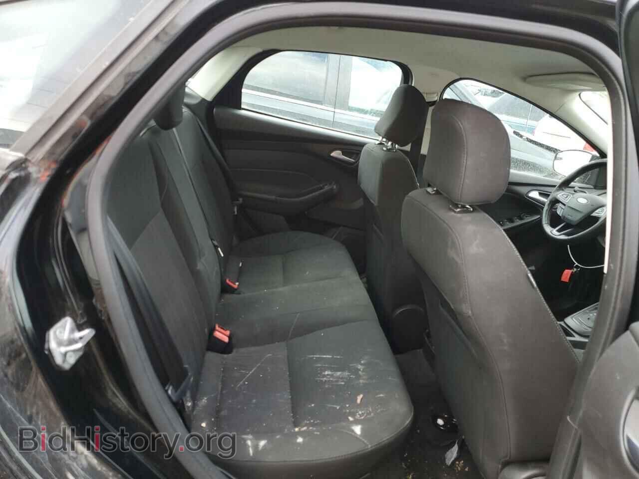 2017 FORD FOCUS - VIN: 1FADP3F24HL323989 - Фото 10