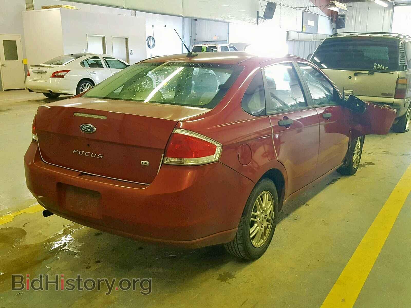 2009 FORD FOCUS SE - VIN: 1FAHP35NX9W120179 - Фото 4