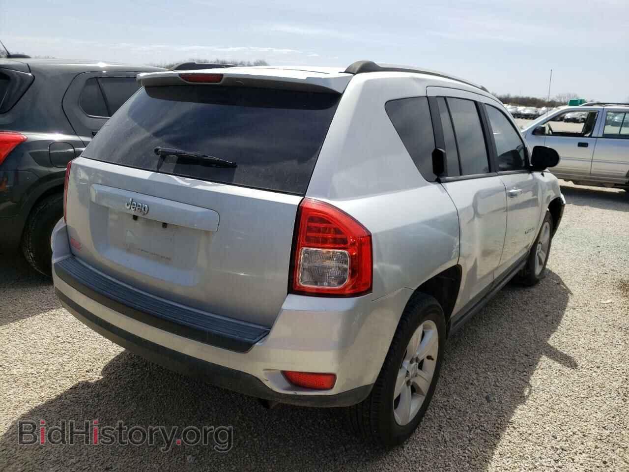 2011 JEEP COMPASS - VIN: 1J4NT1FA5BD215821 - Photo 4