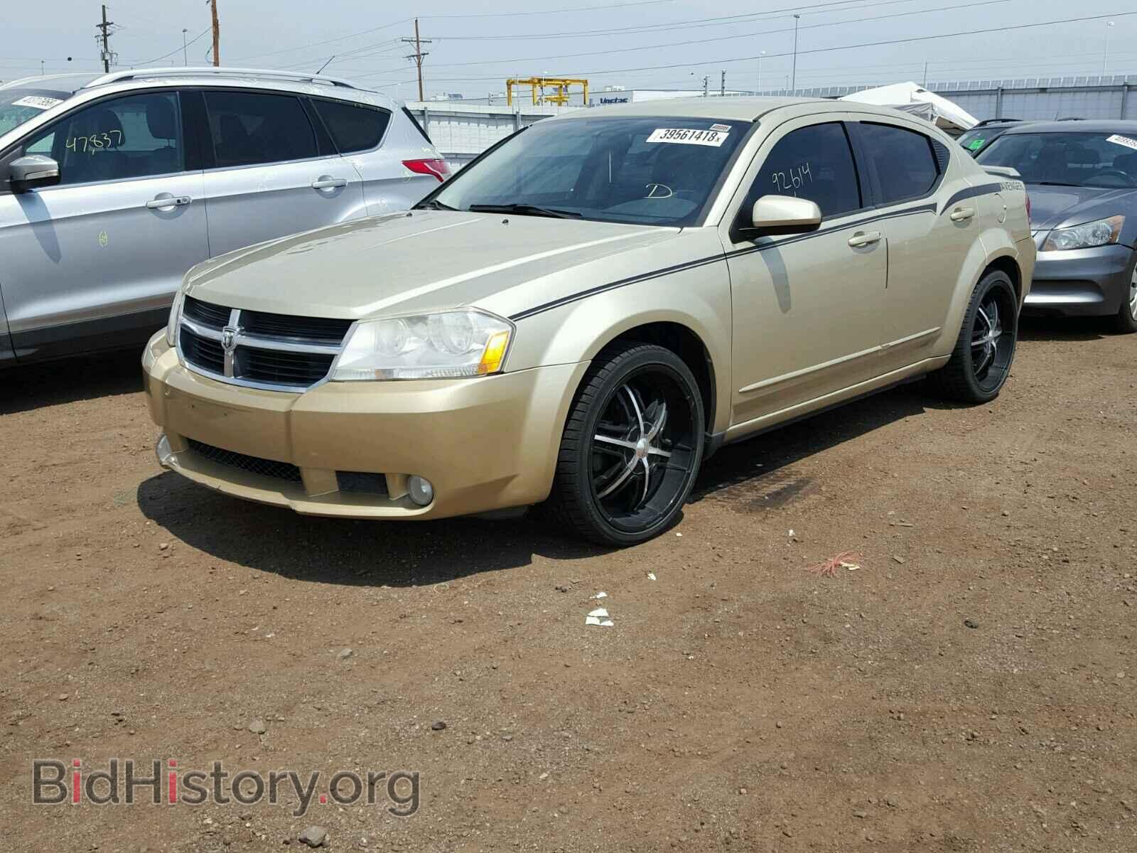 2010 DODGE AVENGER - VIN: 1B3CC5FB3AN144108 - Фото 2