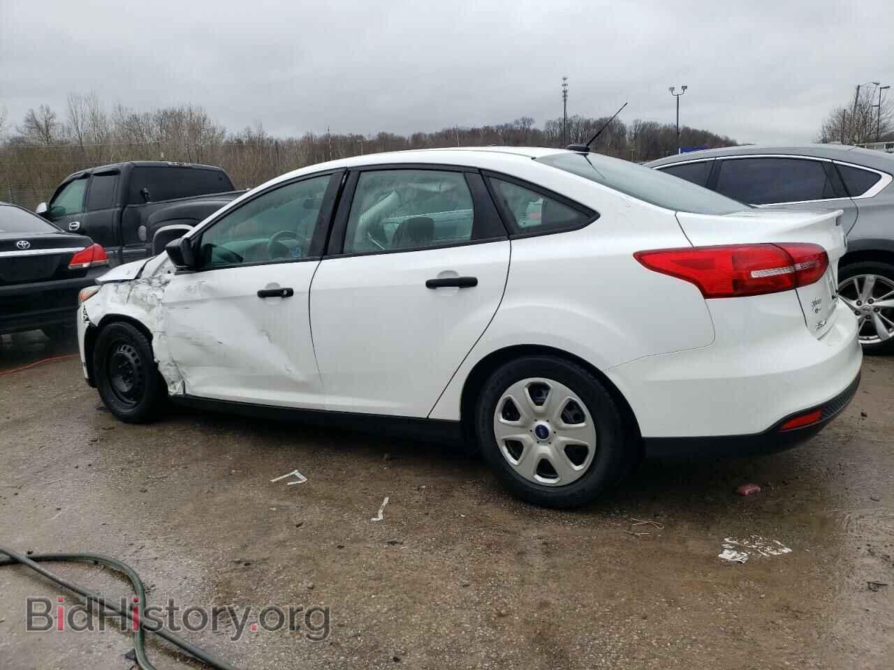 2016 FORD FOCUS - VIN: 1FADP3E2XGL211746 - Фото 2