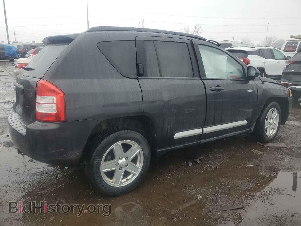 2010 JEEP COMPASS - VIN: 1J4NF1FB2AD646342 - Фото 3