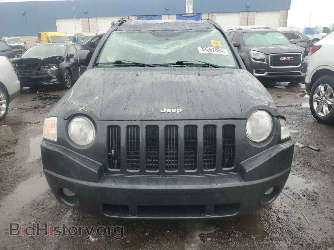 2010 JEEP COMPASS - VIN: 1J4NF1FB2AD646342 - Фото 5