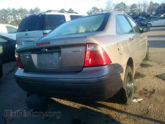 2005 FORD FOCUS - VIN: 1FAFP34N05W220942 - Фото 4