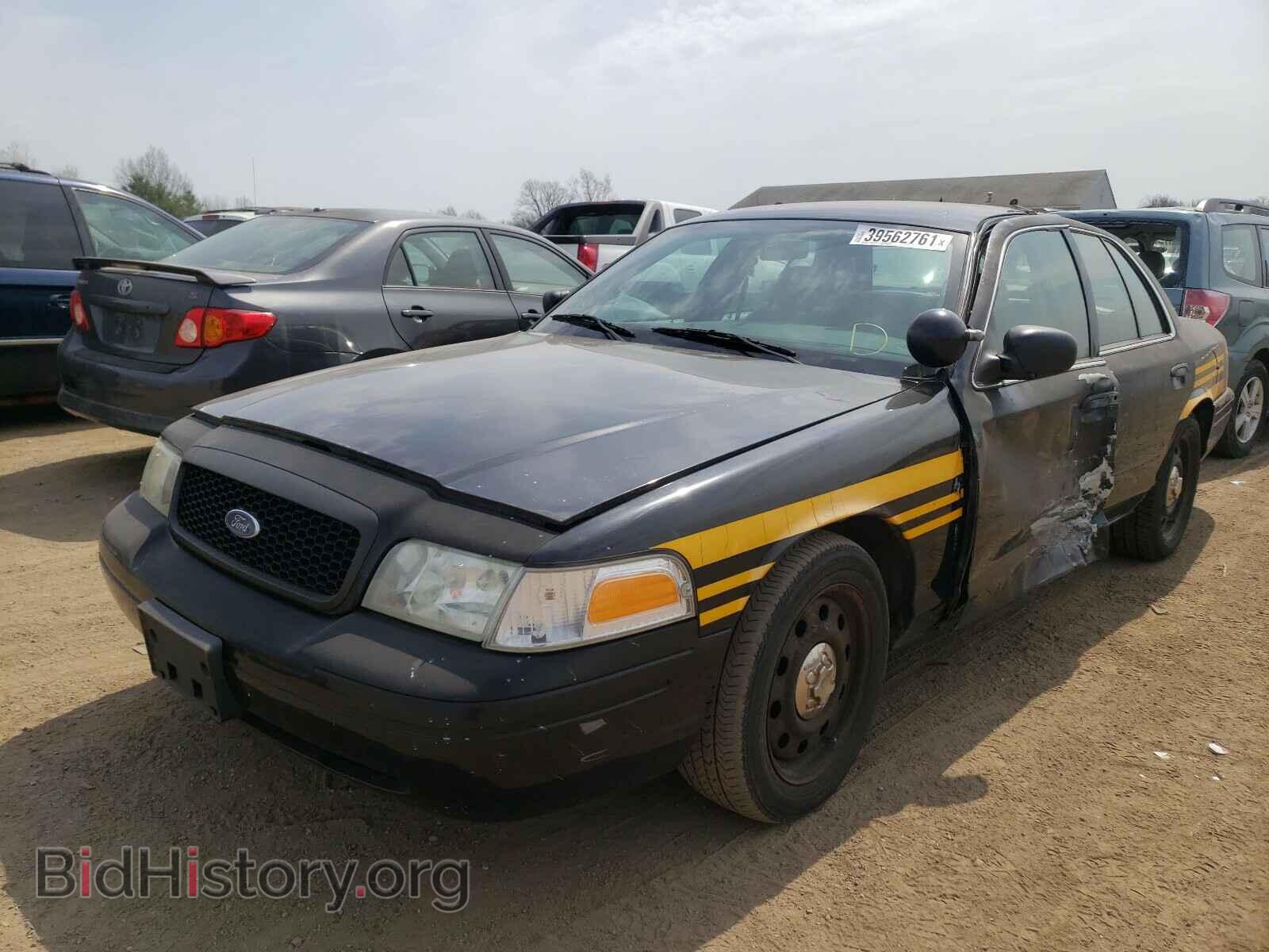 2007 FORD CROWN VIC - VIN: 2FAFP71W87X105419 - Фото 2