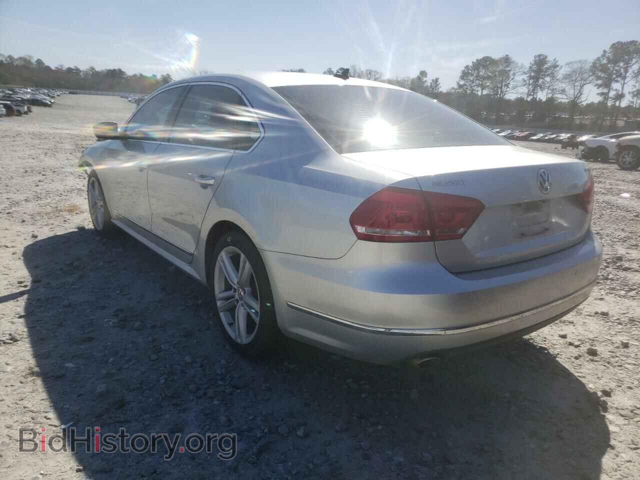 2015 VOLKSWAGEN PASSAT - VIN: 1VWCV7A32FC053710 - Фото 3