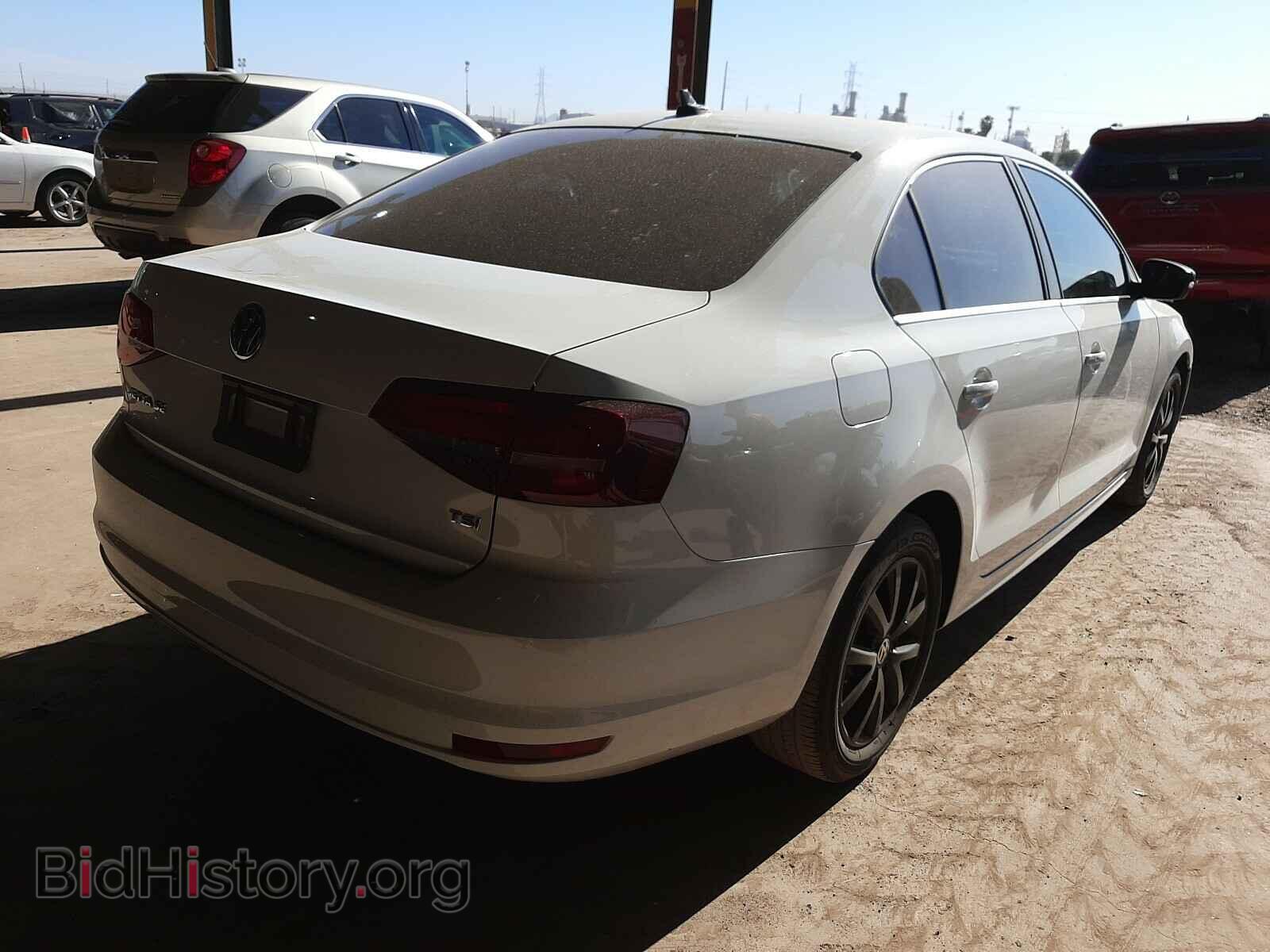 2017 VOLKSWAGEN JETTA - VIN: 3VWDB7AJ1HM248873 - Фото 4