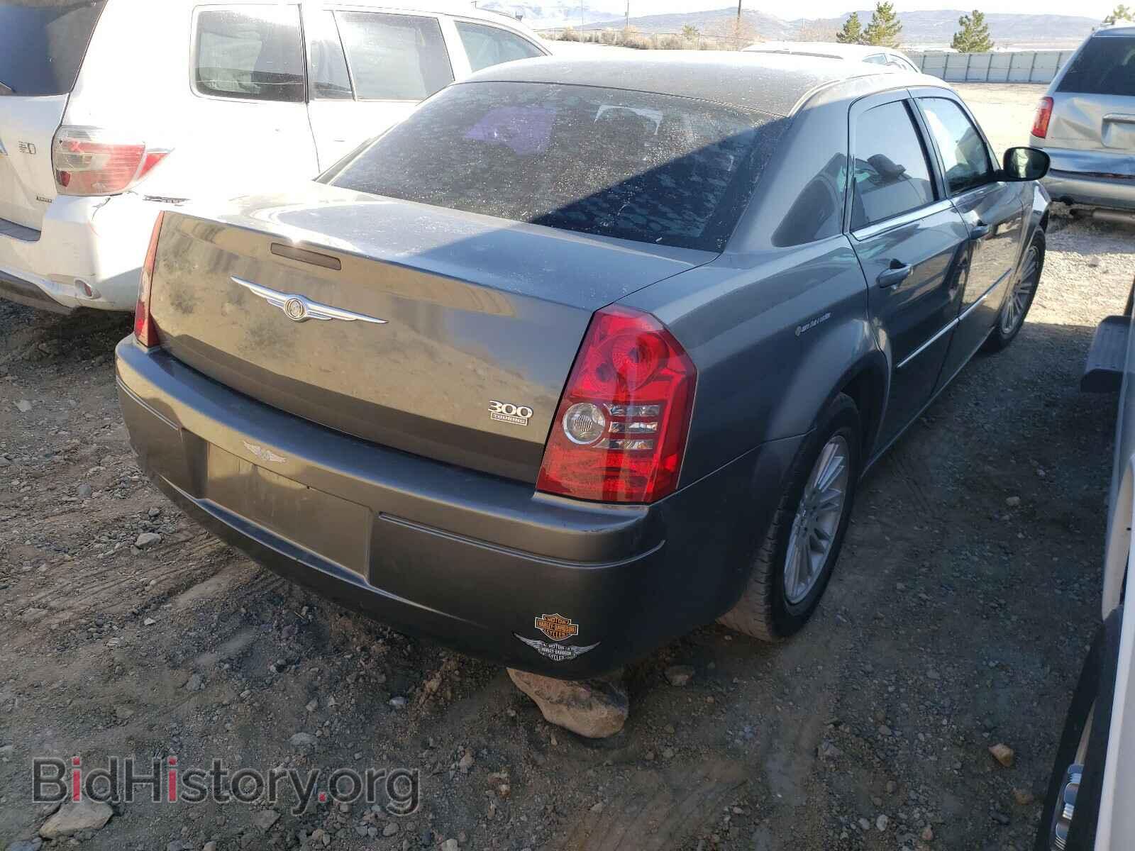 2009 CHRYSLER 300 - VIN: 2C3KA43D09H612482 - Фото 4