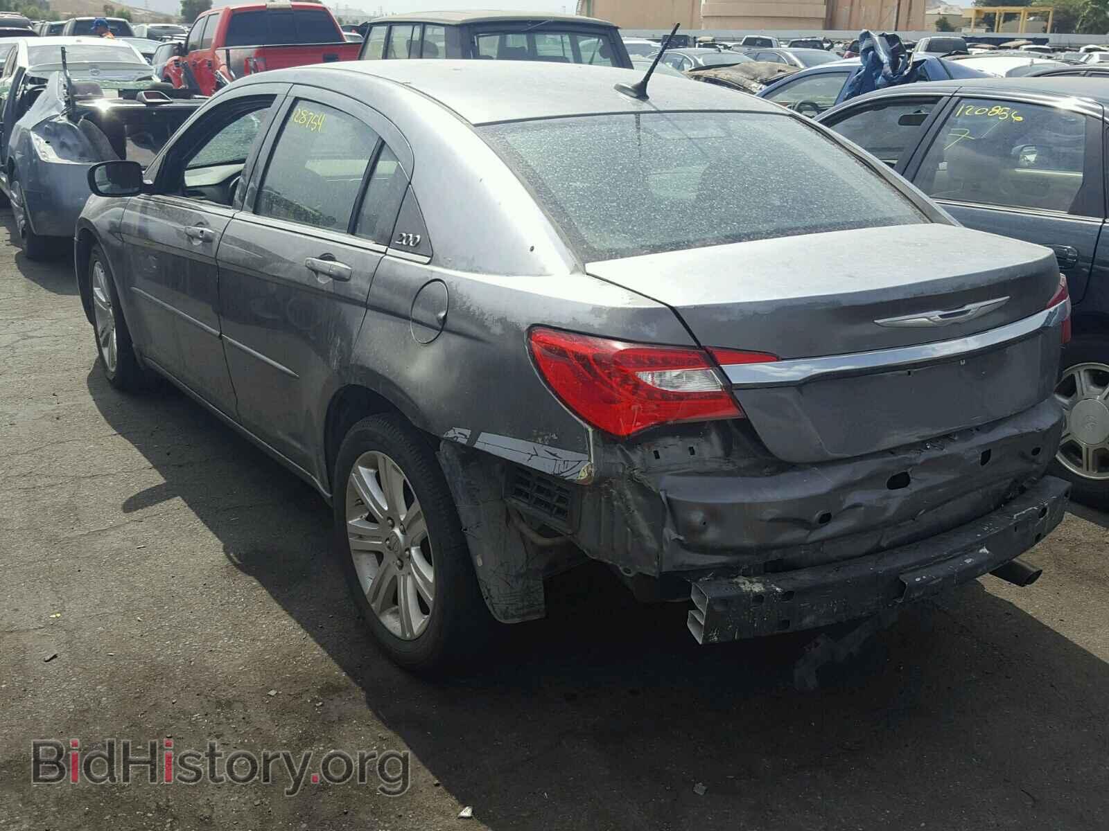 2012 CHRYSLER 200 - VIN: 1C3CCBAB3CN317282 - Фото 3