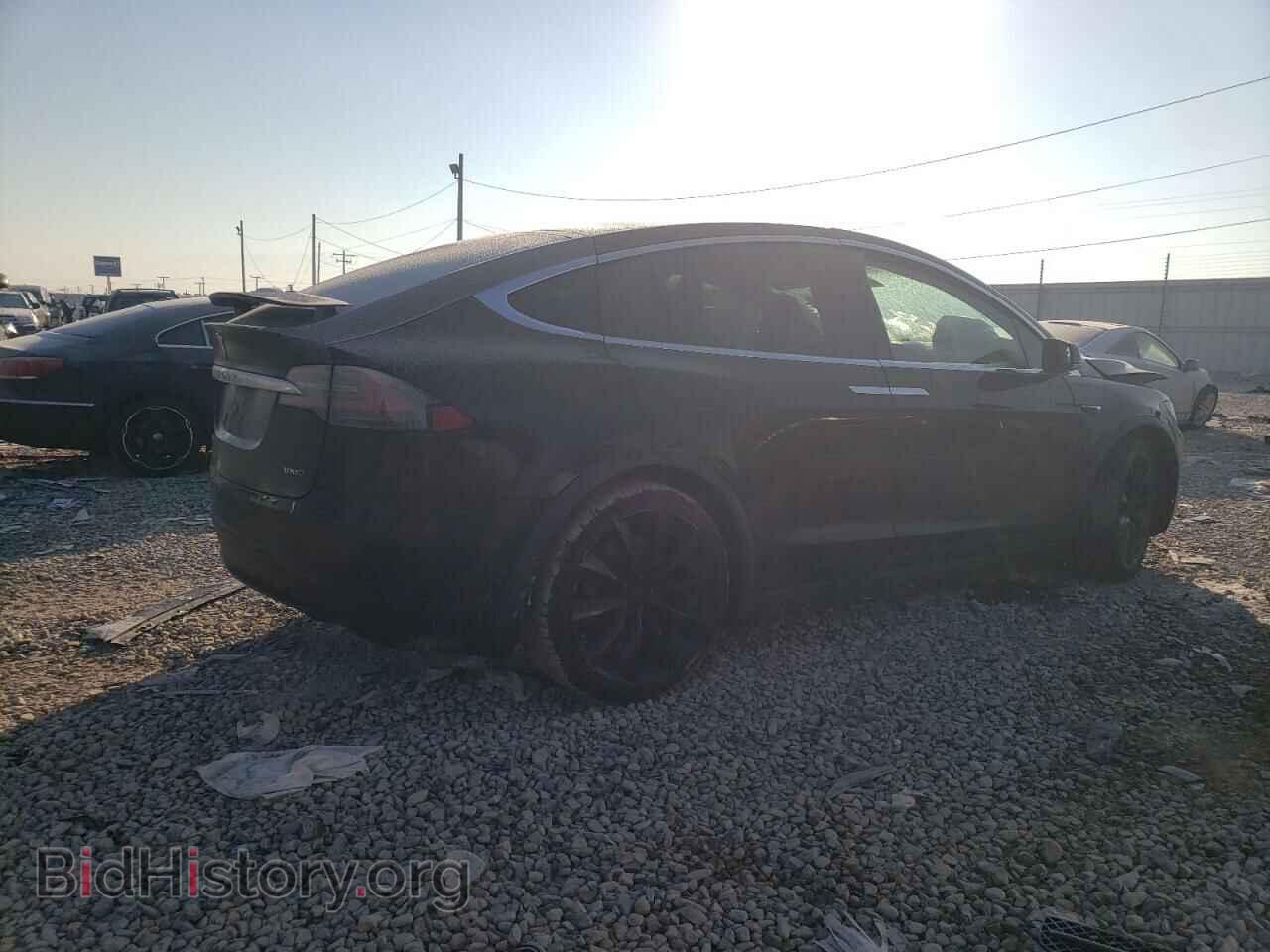 2017 TESLA MODEL X - VIN: 5YJXCAE21HF078984 - Фото 3