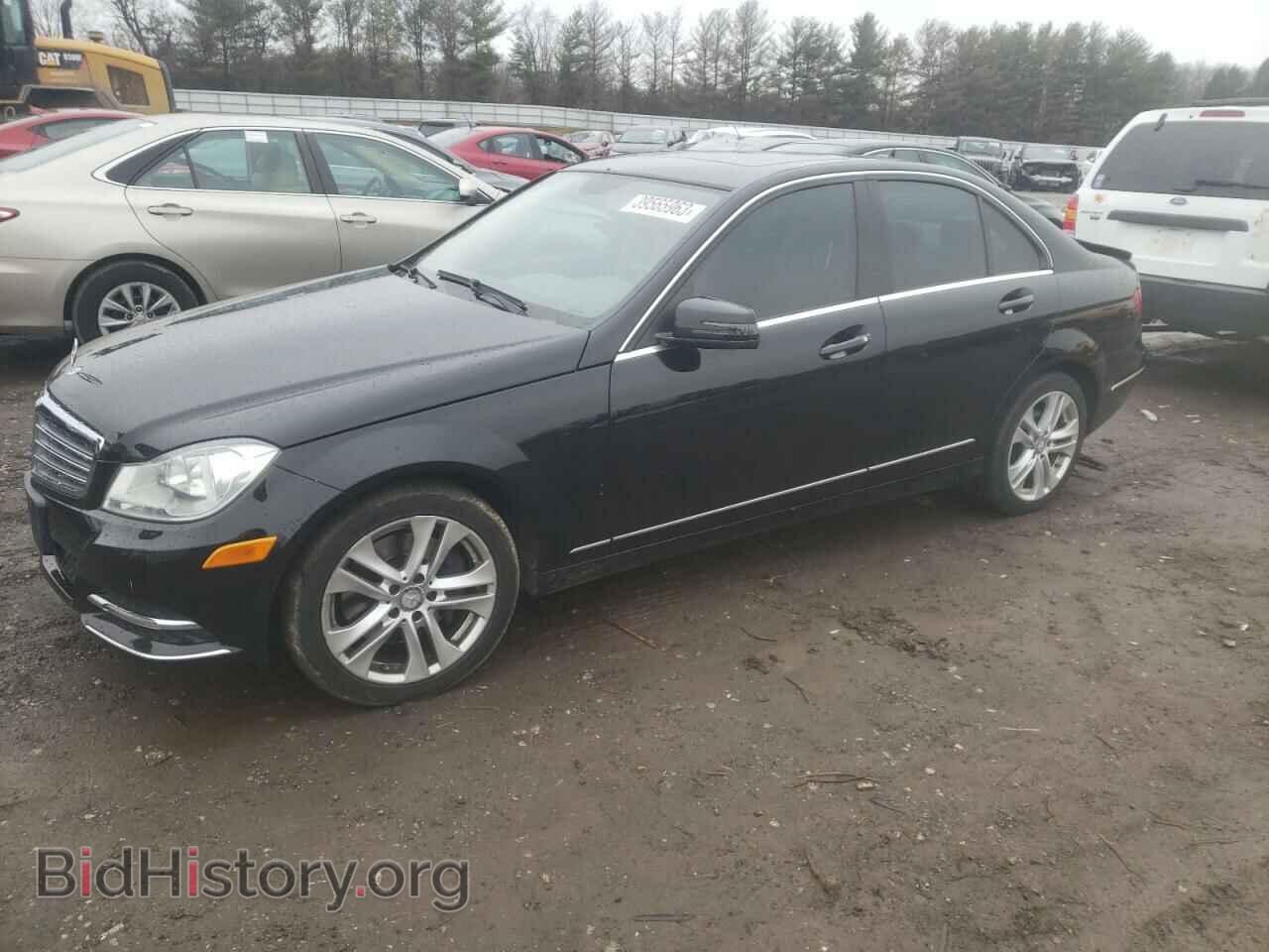 Photo WDDGF8AB5DA781406 - MERCEDES-BENZ C-CLASS 2013