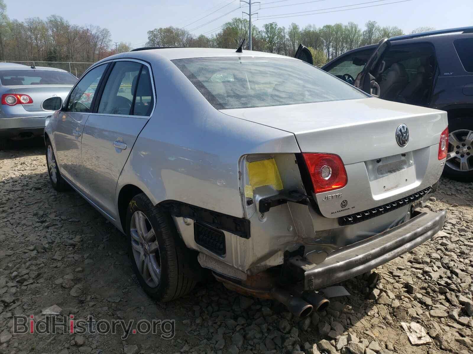2007 VOLKSWAGEN JETTA - VIN: 3VWEF71K87M185867 - Фото 3